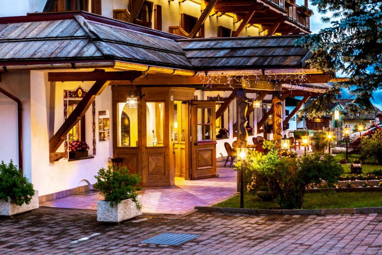 Hotel Salvan Campitello di Fassa Extérieur photo
