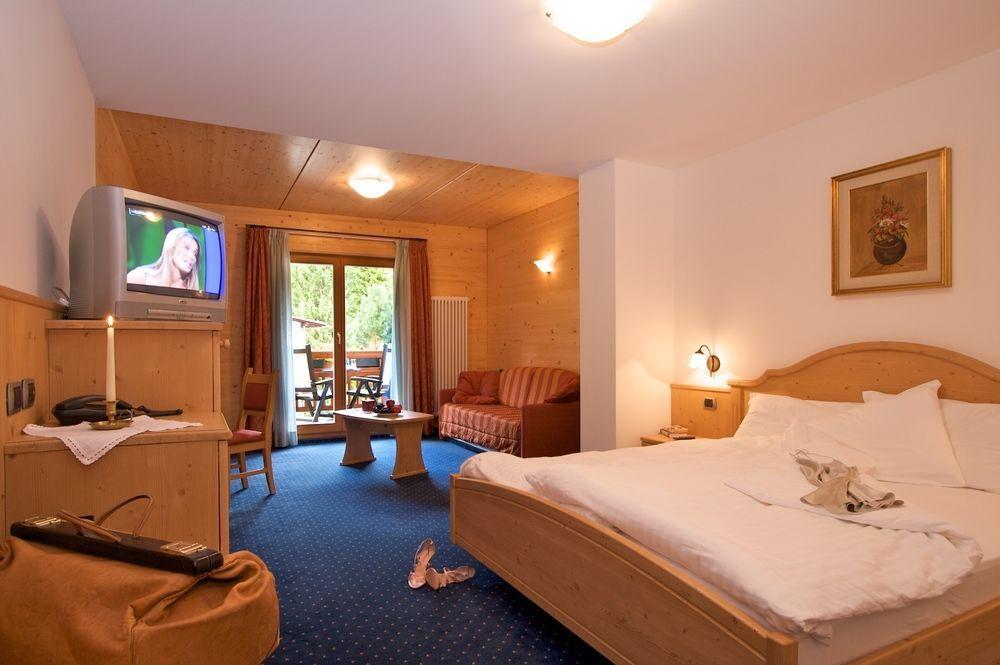 Hotel Salvan Campitello di Fassa Extérieur photo